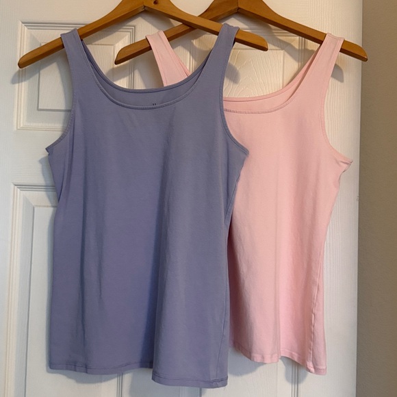 J.Jill Perfect Tank 2-Pack, size Medium, pastels (1 pink, 1 lavender) - Picture 2 of 11